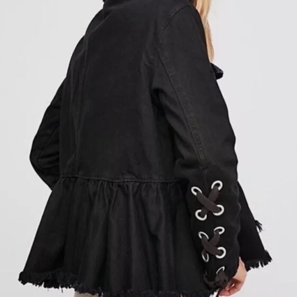 Free People Willow Black Denim Peplum Raw Hem Lace Up Cuff Jacket Sz S NWT $168 - Picture 3 of 7